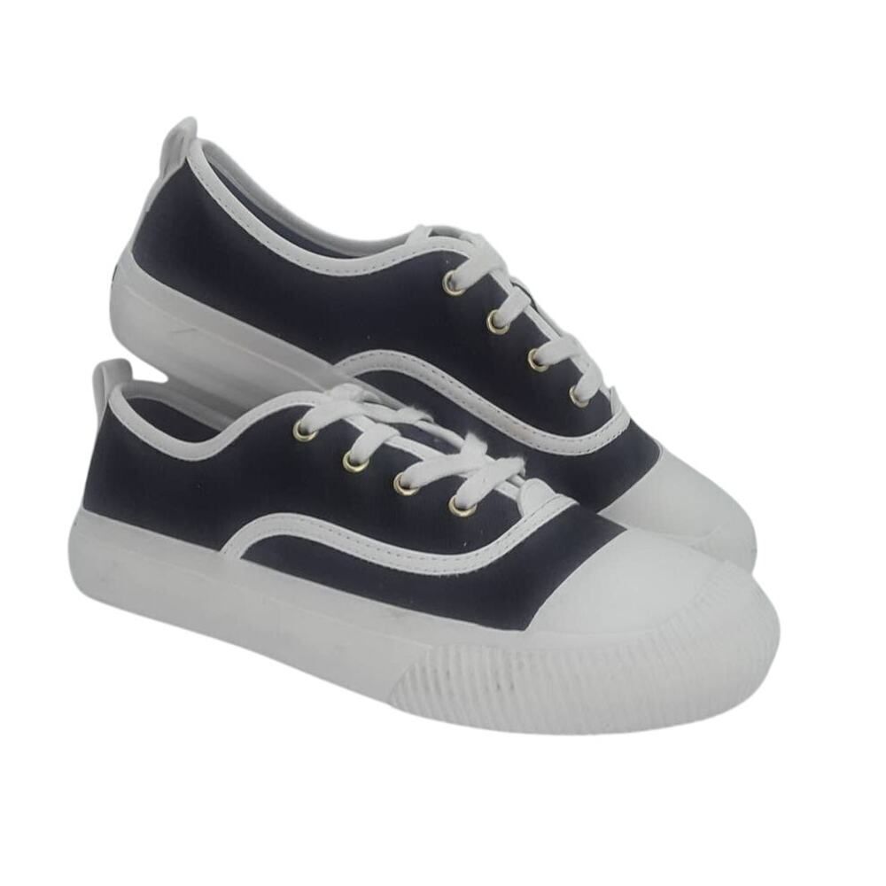 MIX No. 6 Designer Women's Pre-owned Blakc & White Lace-up Sneakers - sz. 7M
